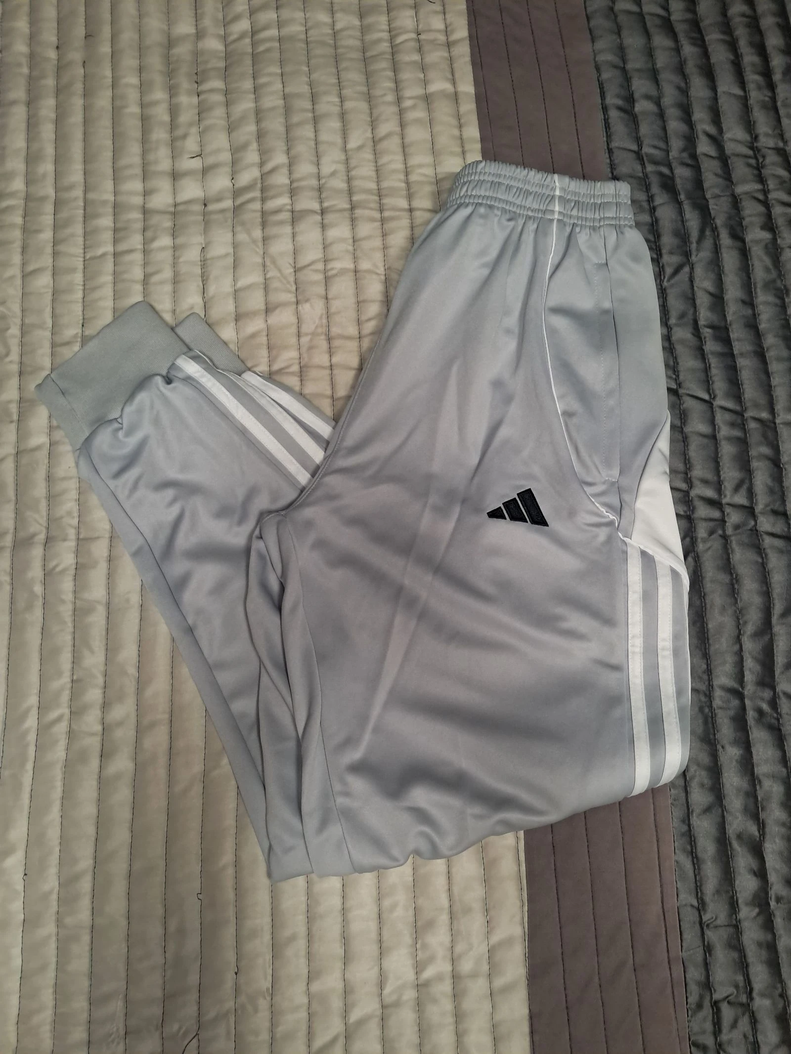 Real Madrid Tracksuit 25/26 - Full Set - Size M – photo 17